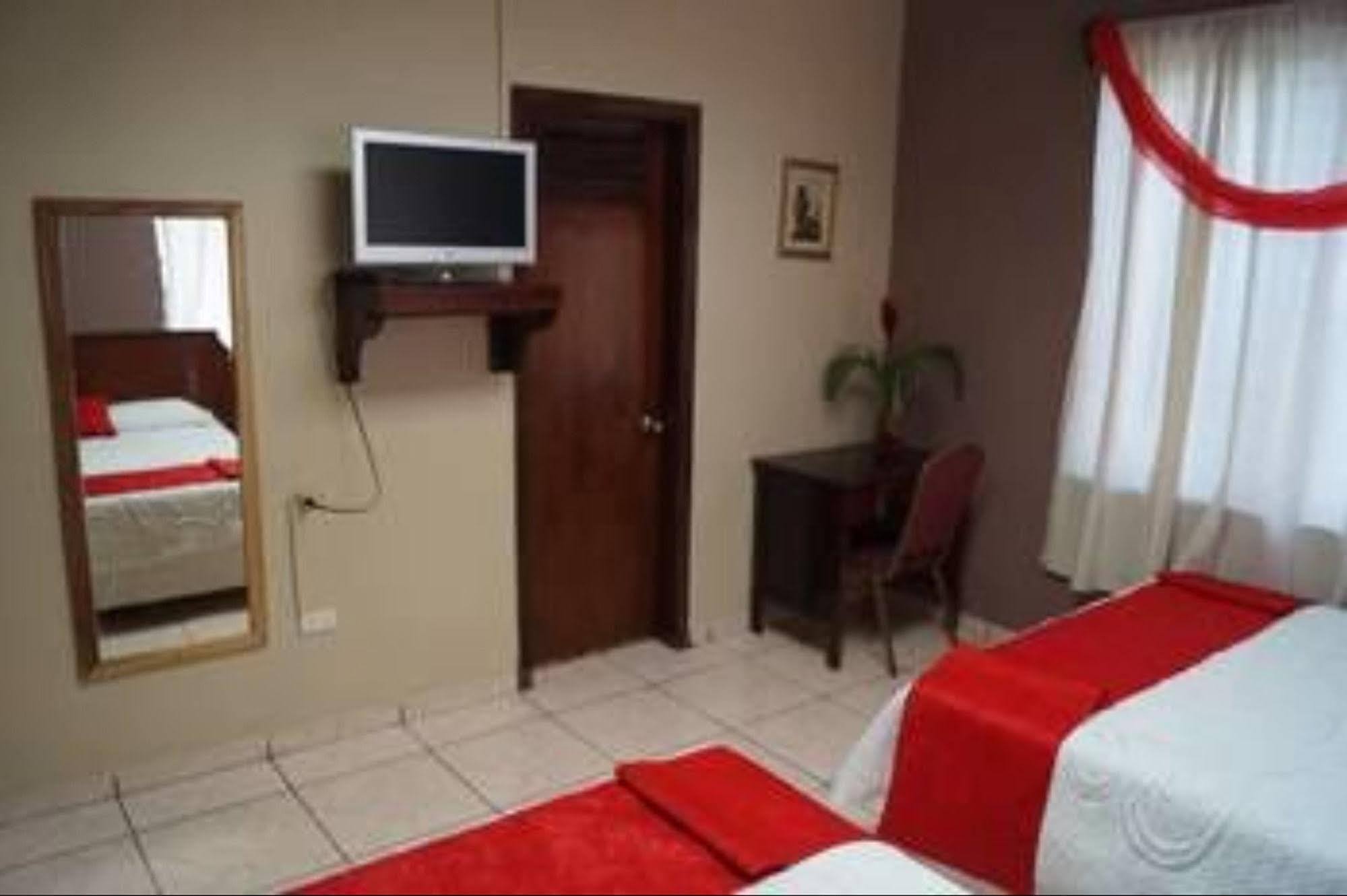 Micro Hotel Rio De Piedras San Pedro Sula Extérieur photo